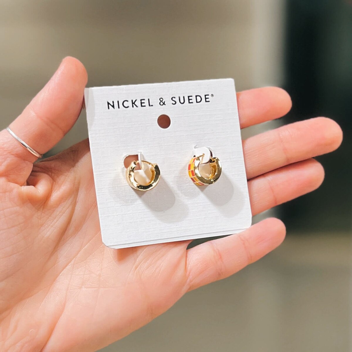 Cardinal & Gold Checkered Enamel Huggies Earrings